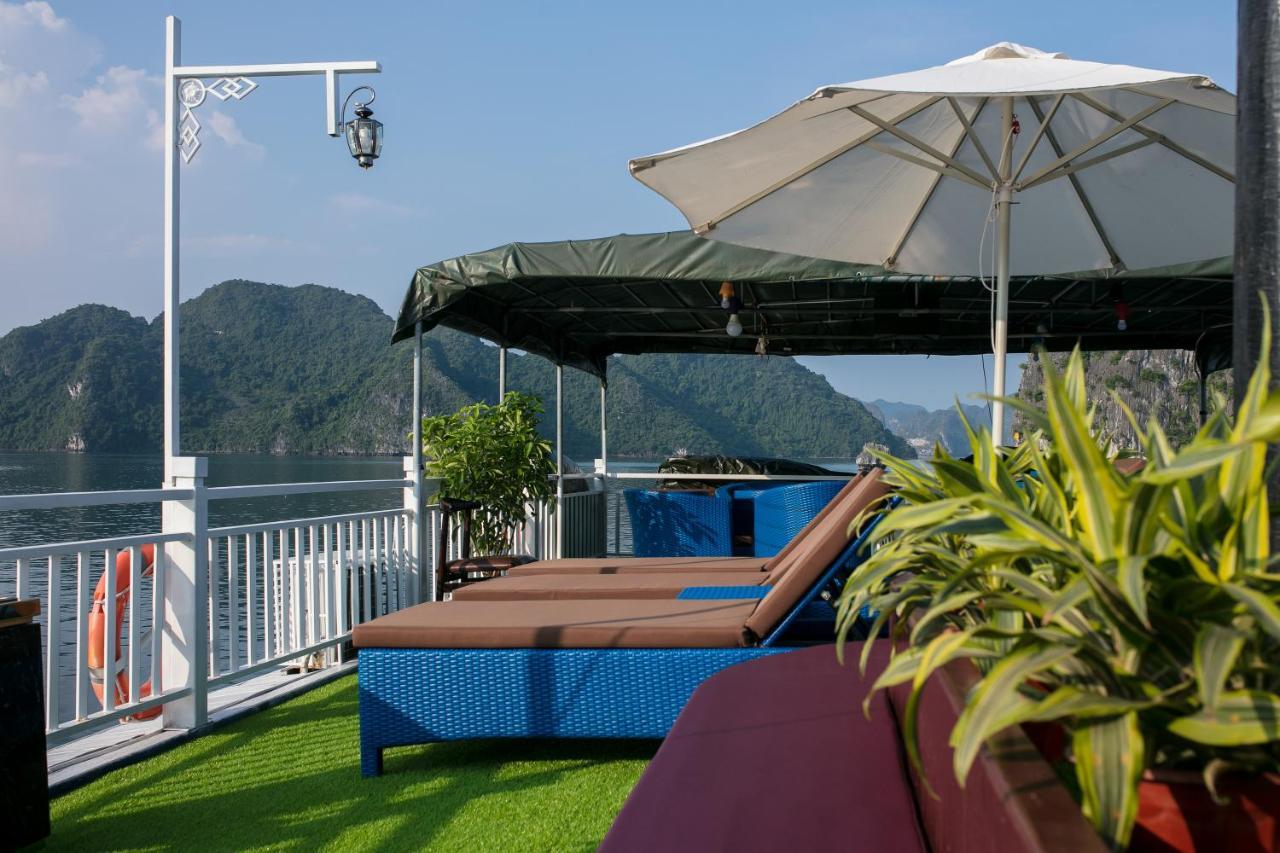 Hotel Flamingo Luxury Cruises Ha Long Exterior foto
