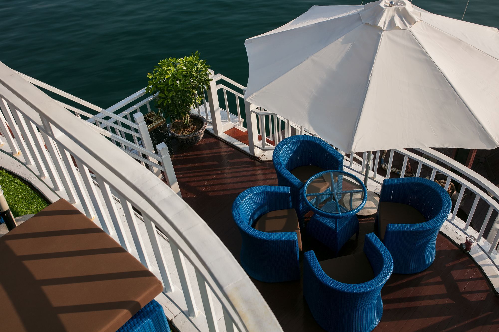 Hotel Flamingo Luxury Cruises Ha Long Exterior foto